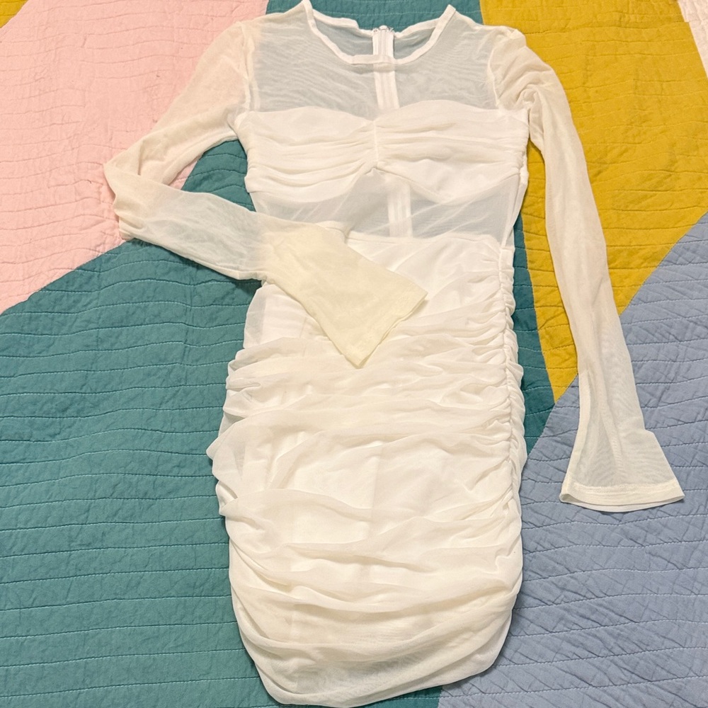 Chic Long Sleeve White Dress